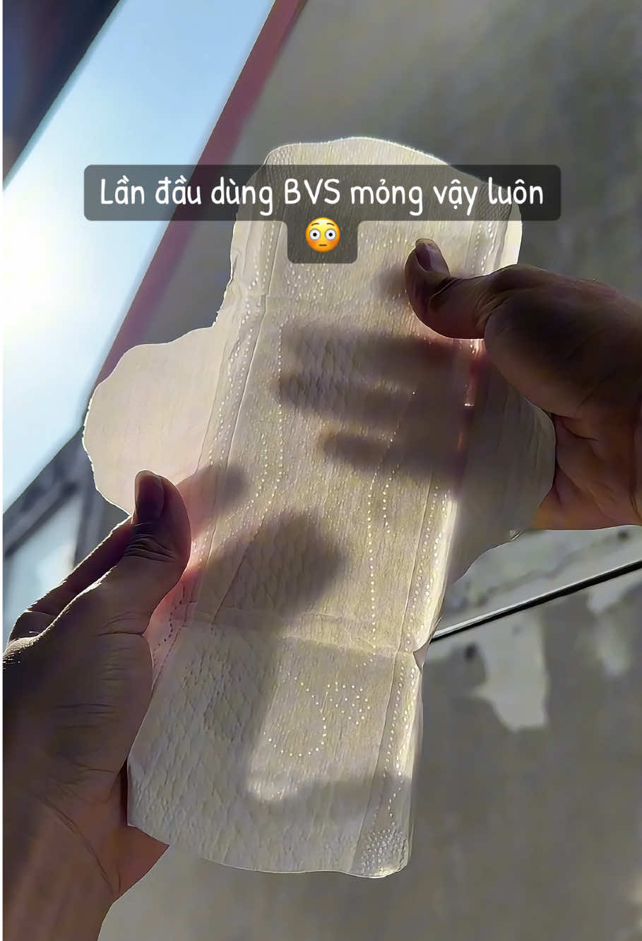 Trả lời @bo bơ 🥑 Đóng bỉm tui bị hâm bí á. Tui ít dâu nên thấy bvs mỏng xài cũng ok lắm #mebecoca95 #bvsuucare #uucare #bangvesinh 