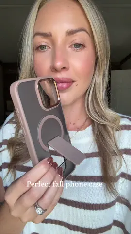 I love this phone case so much! Brown is my new fav color 🐻 #phonecase 