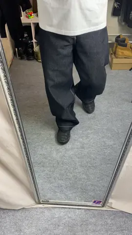 celana ini kan yang kalian cari selama ini???#fitspiration #outfitideas #outfitinspo #bagyjeans 