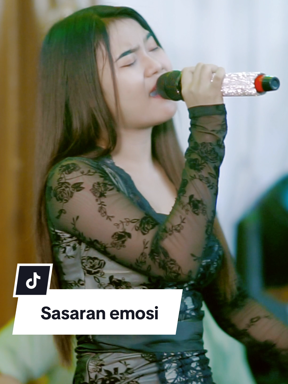 Fullnya di channel youtube Ijjoo Production!! Mengapa kau menyiksaku terus menerus? @NinnaFirnanda_ @ninna🥊  #ijjooproduction #dangdutslow #ninnafirnanda #sasaranemosi #ceksound 