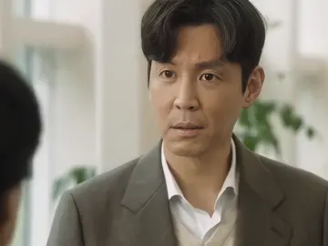 youth of may X အတိတ်(Bunny Phyoe) မြောင်ဟီးမရှိတဲ့ မေလတွေထဲမှာ ပိတ်မိနေတုန်း #youthofmay #leedohyun #gominsi #kdrama #fyp 