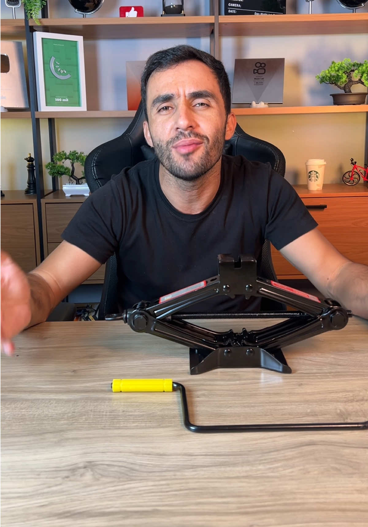 Macaco Sanfona de Carro Suporta 1.5 toneladas 