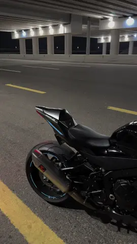 بالسلامه 👋🏻 #fyp #foryou #1000rr #explore #biker 