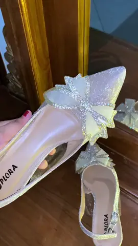 Rekomendasi heels buat kondangan🤏🏻#heels #heelscewek #heelscantik #heelsmurah #heelskondangan 