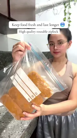Keep food fresh and your fridge organized #ziplock #ziplockbag #reusableziplockbag 