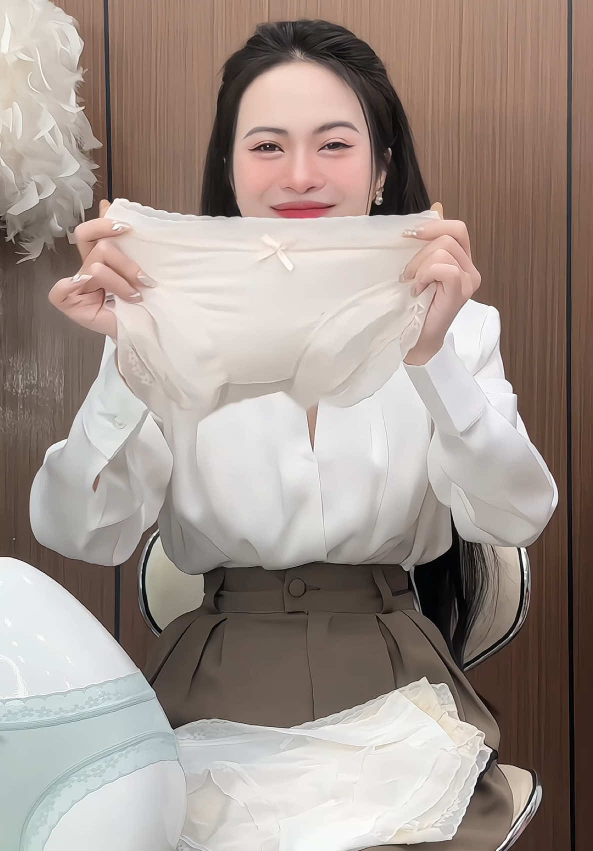 Giá đang hời nè mấy bà, mua chục cái về để sài dần ạ