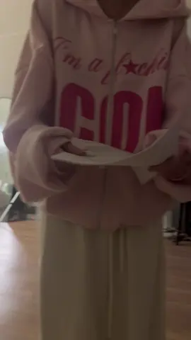 Watch my wife get a special delivery #cheating #liar #wife #fyp 