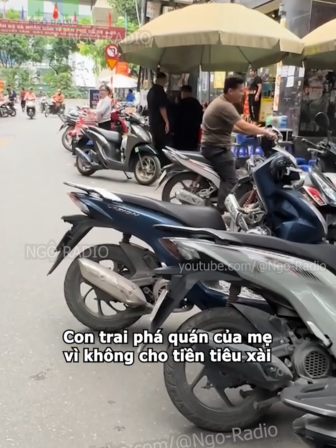 Con trai phá quán của mẹ vì không cho tiền tiêu xài#viraltiktok #tintuc #ngoradio #cuocsong #phapluat