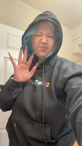 Day 23 of 31: let’s get ready for chaos at work 🫣#fy #vlogtober #grwm #dayinmylife 