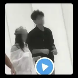 tolong jangan jahat-jahat sama dua anak baik ini ya guys, sedih bgt ngelihat muka Harry dan Raisa di blur bahkan sebadan full diblur juga, please give some a respect for them, remember that they’re just working guys, so please spread love for everyone. —❤️ #harryvaughan #raisamarie #mora #harqeel 