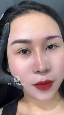 Thiết kế lông mày dựa vào gương mặt và cấu trúc lông thật của khách #xuhuong #xuhuongtiktok #hairtrokes #eyebrows #vietnam 