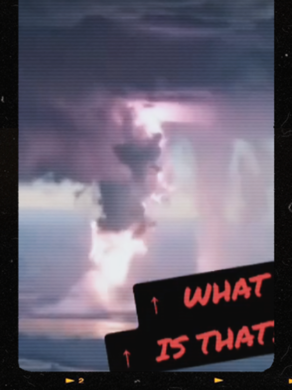 Crazy lightning during storm #weather #storm #lightning #thunder #helicopter 