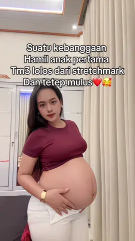 Cara aku rawat stretchmark tm1 sampe tm3 lulus no stretchmark” cuma pake produk dari rintik aja co di keranjang aku ya yang asli di kerjangan kuning aku @Rintik Skincare Indonesia @Stretch Mark Oil by RINTIK #rintikskincare #skincareroutine #rintikstretchmarkoil #bumilhappy #masukberanda 