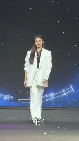 Lụy Pí Fa mặt vest quá đeee 🤍🩶#EngfaWaraha  cre: ENGFA OFFICIAL FAN