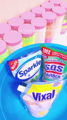 Bakal jadi cinta matiku si Vixal Lemon ini 😍🍋 Wanginya segeeer udah berbulan bulan pake ini buat kamar mandi. Ketambah karbol pine yg wanginya seger juga. Ngga akan ada busa yg banyak disini, tapi semoga suara segernya air dan aromanya sampe ke kalian yaa 😍🤤🍋🌲 #asmr #laundrytok #CleanTok #laundryhack #floorcleaning 