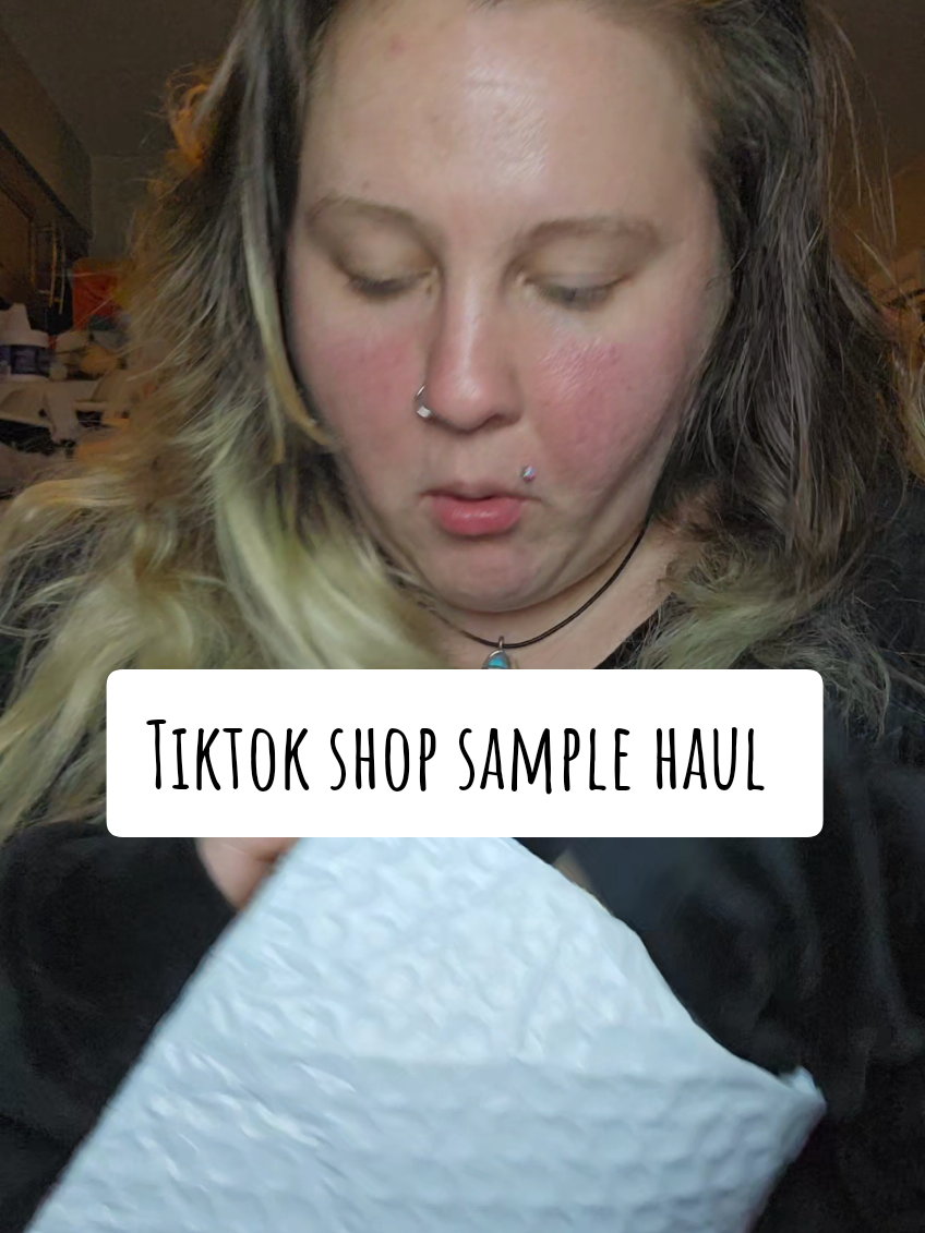 Soo many good samples idk where to start. Lmk what you guys wanna see more of!!! These hauls are so much fun but it's also overwhelming trying to figure out which items to promote even further. What do you think is cool? 