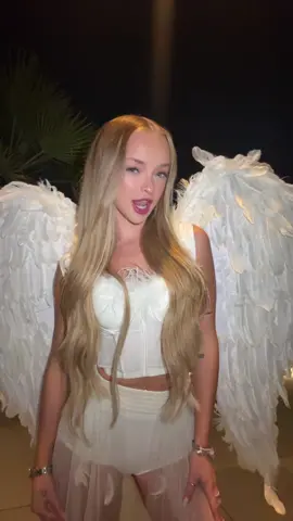 me and the devil @mckinley richardson @alexzamoraofficial 