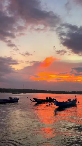 Sunset🌅  . . #sunset #sunsetlover #sunsetvibes #sunsets #senja 