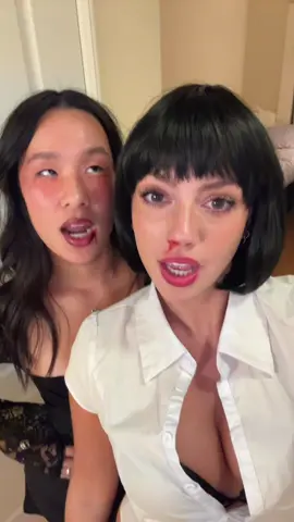 Mia Wallace & a vampire 🧛😎 #halloween #halloweencostume #miawallace #vampire #fyp 