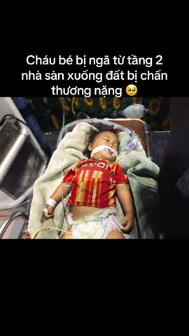 Em xin mọi người chia sẻ cho cháu Thào Thị Dua 2T con bị ngã từ nhà sàn 2 tầng xuống hiện tại đã cấp cứu nhưng gia đình không có khả năng chi trả muốn xin cho con về nhà . E cúi đầu xin các ACE bạn bè gần xa và các MTQ giúp đỡ cứu giúp con có thể điều trị ạ . Hữu duyên tri ân công đức 🙏#traoyeuthuong #cogiao #xuhuong #hoancanhkhokhan #vungcaotaybac 