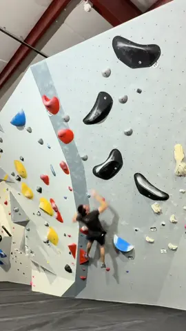 🚀⬆️ . . . . #climbing #climb #dyno #fyp #viral
