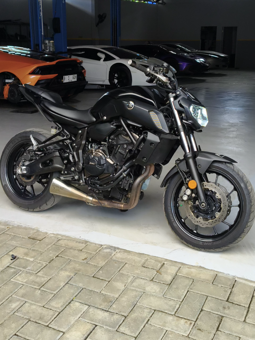 149jt nego Yamaha mt07 fullpaper  Stnk,bpkb, faktur  Plat kt Pajak off 2x plat 2026 Odo 29rb  Knalpot avionic fullsystem  Kopling kendmoto  Stoplamp jpa Master rem nissin zx6 Headlamp LED (headlamp ori ada) Yuk gass yg mau beda dari yg lain Motor rare,di Indonesia cuma ada beberapa unit aja Posisi unit Ciputat/Bintaro 