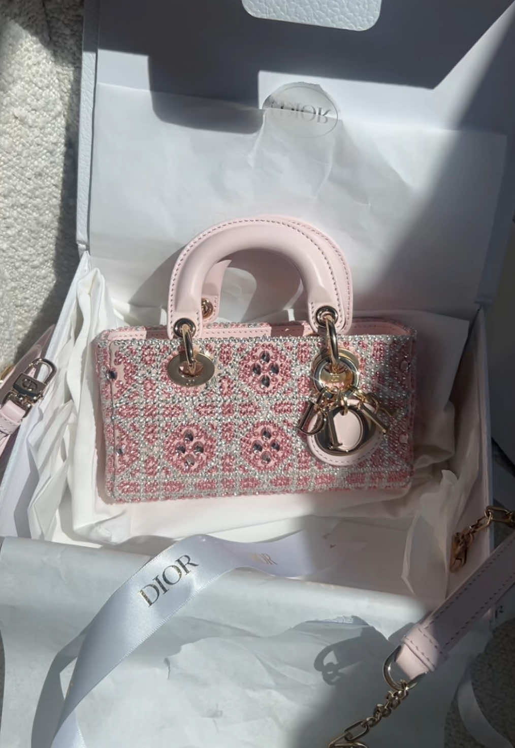 actually a dream 💖 I got her from IG: danni_123123  #pink #pinkbag #minibags #asmrunboxing #fashiontiktok 