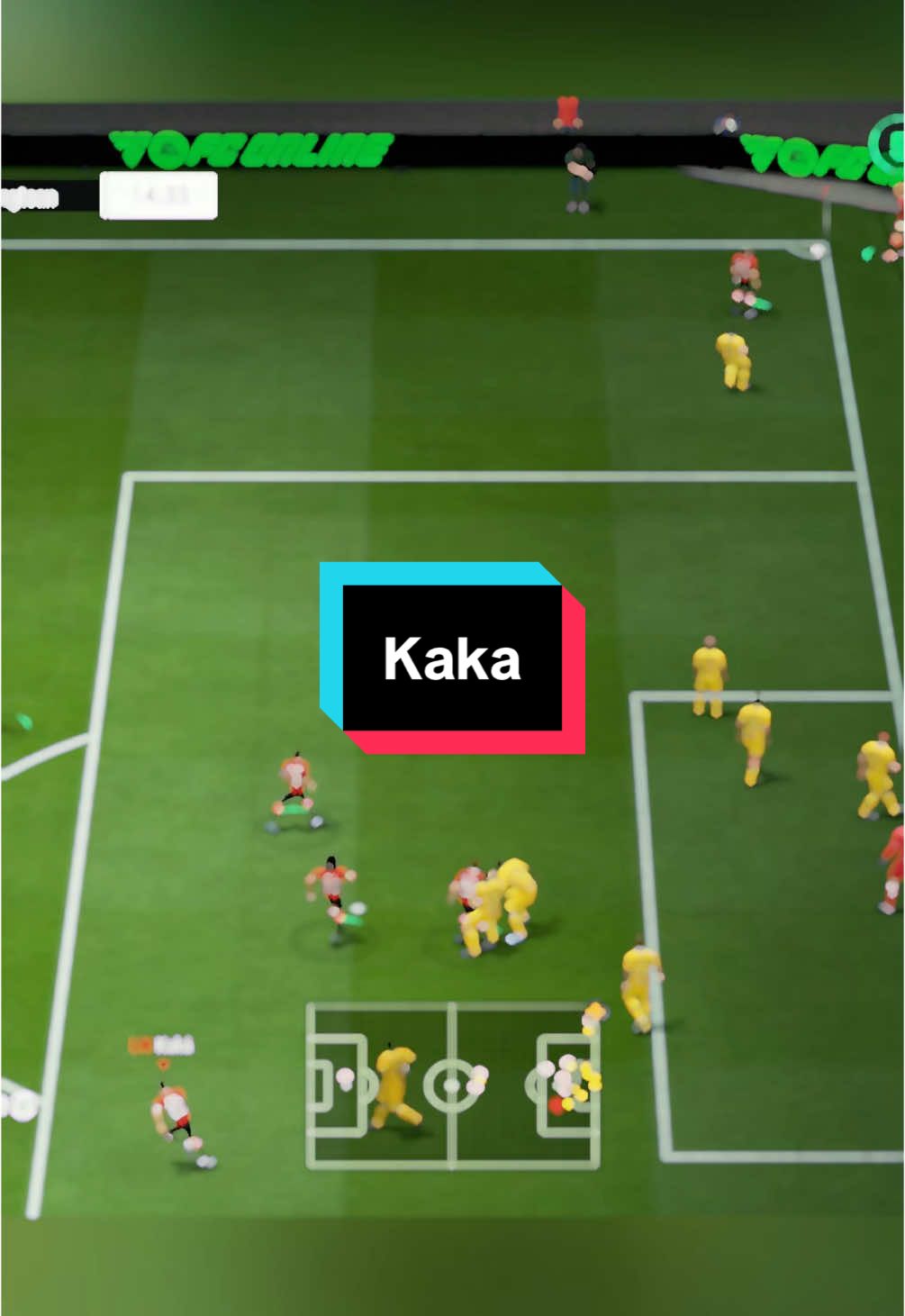 Múa skill bằng Kaka nhân dịp 