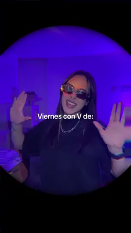 Vamo a besarno, frente a las olas 🌊🗣️ #viernesdetiktok #badbunny #weltitabadbunny #dance #fyp 