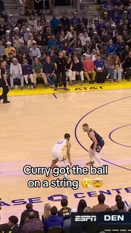 Steph handles 😤🫣 #stephcurry #basketball #sports 