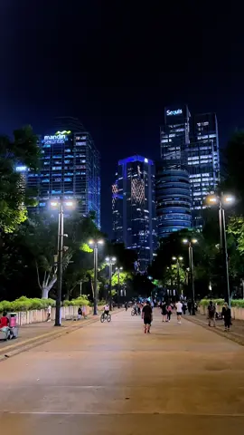 Videonya di izinin buat kalian ambil, edit sendiri ya. #gbksenayan #jakarta #citylights #fyp #mediawb 
