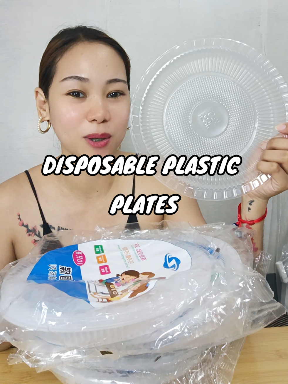 maganda ang quality at microwavable na Disposable plates!  Disposable plastic plates #disposableplates #plate #plasticplates #disposable #kitchenware 