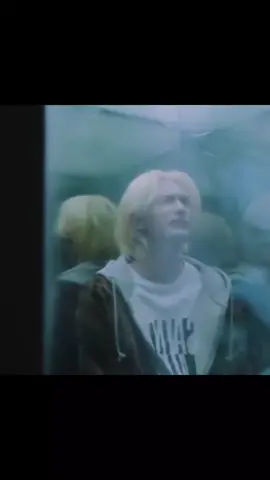 این آهنگ واقعا یکی از موردعلاقه ترینامه... #StrayKids#hyunjin#felix#hyunlix