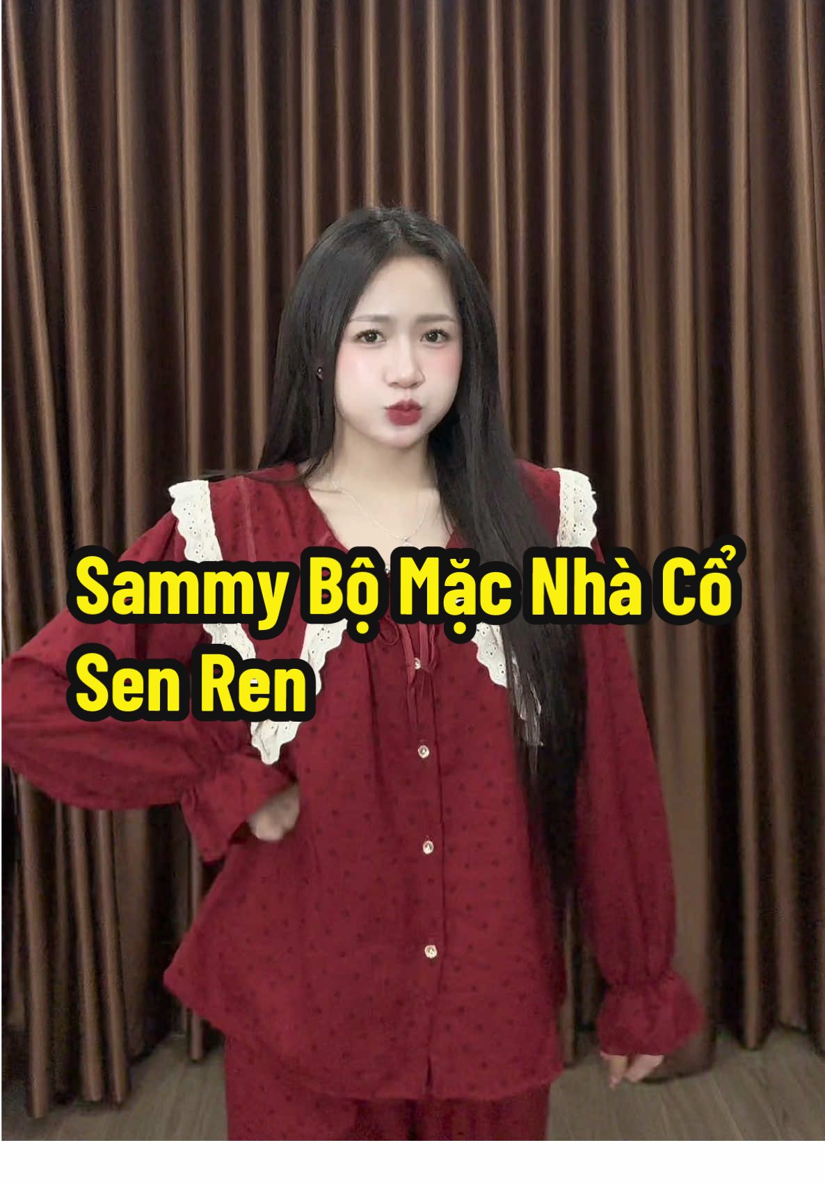 Sammy Bộ Mặc Nhà Cổ Sen Ren