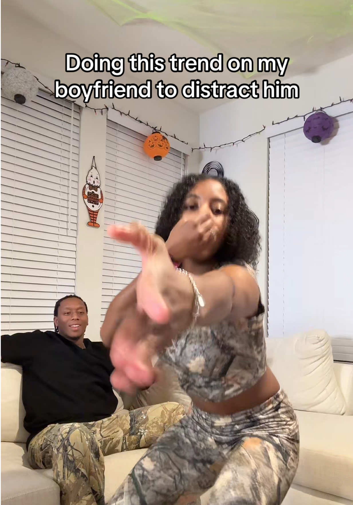 He was so mf confused 🤣 #fyp #viral #couple #trending 