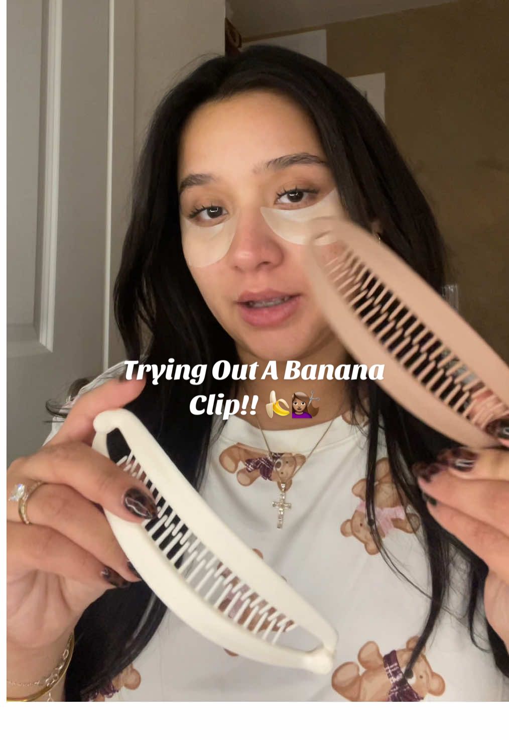 Replying to @Sunshine Albarado thanks for the recommendation mamas! 😊🍌💇🏽‍♀️ #itsmevanzg3 #jesuslovesyou #pregnanttiktok #37weekspregnant #pregnantmama #tiktokshop #tiktokmademebuyit #3rdtrimester #pregnancyjourney #bananaclip #hairclip 