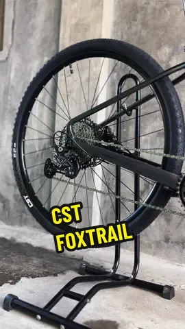Matibay at pinakamagaan na gulong ba ang hanap mo idol?? dto kana sa CST FOXTRAIL #csttires #cstfoxtrail #biketire #fyp 