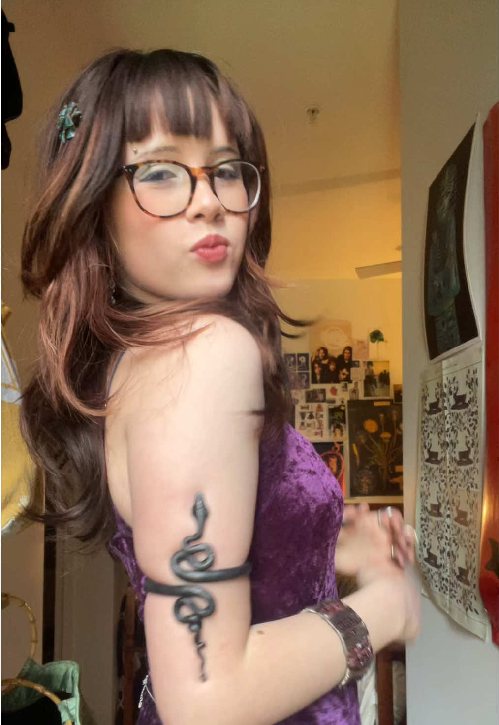 note my vitamin c tablet 😭 BUT AYEEE #graduation #FREEDOM 