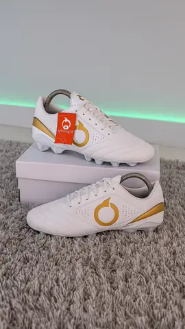 #sepatubola #ortuseight #sepatupria #fyp #foryou 