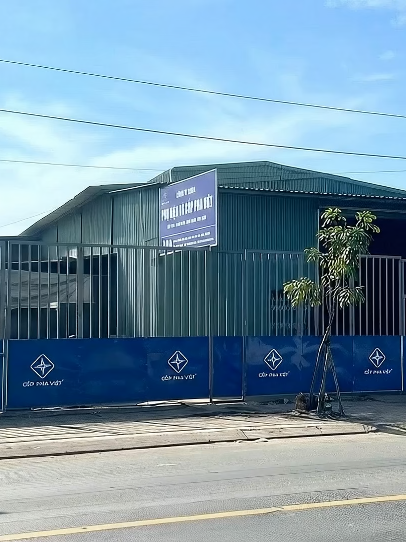 Dạ anh chị em cần giàn giáo, cốp pha thép các loại ghé Cốp Pha Việt ủng hộ cả nhà nhé #copphaviet #coppha #cốt_pha #giangiao #copphathep