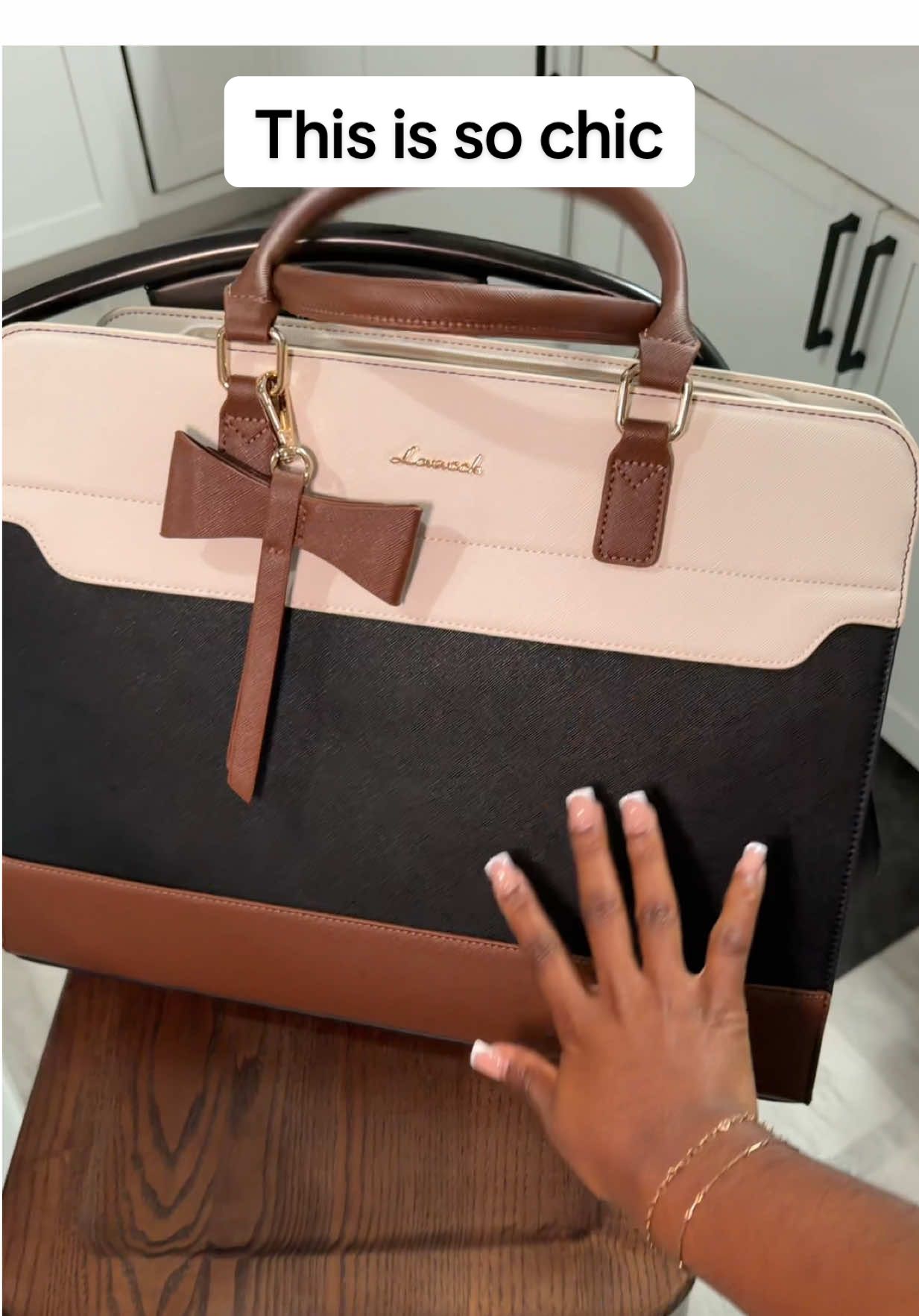 My new fav bag for work #tiktokshopblackfriday #tiktokshopcybermonday #lovevook #workbag #womensfashion 