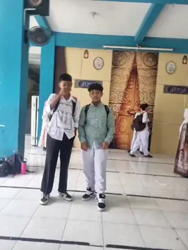 👥️👥️👥️