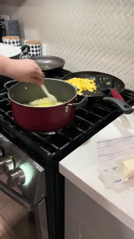 Como cuando se te antoja una ramen elote del @Elmundo.del.elote.phx  pero no tienes dinero para comprar la! Pues haces la versión TEMU 😌🤩🥰 queda muy rica pero obviamente no sabe igual! #fypシ゚viral #fypage #buldakramen #elmundodelelote_phx #antojostiktok 