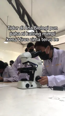 😂😭#biologi #fstundana #lewarberandafyp #praktikumbiologi #fypシ゚viral 