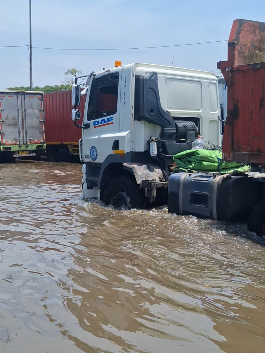 Banjir Semarang #semarangbanjir  #sibasurya  #sultanagungbanjir  #banjirterboyo 