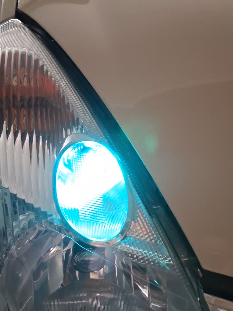 lampu senja/lampu kota 2 mode bisa mode putar & kedip. cocok utk di semua mobil & motor. selain senja bisa juga untuk lampu mundur. #lampusenja #lampukota #lampuled #superterang #lampumundur 