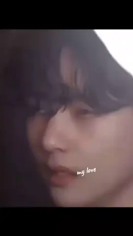 Smoga hati nya kuat tuan kim taehyung 🐯🥹🥹gw yg liat2 komen hate taehyung gilak banget sedih sadis banget ketikan nya 🥹🥹Semangat 💪💪kesayangan masih bnyak banget yg mencintaimu 🥰🥰🫶 #taehyung_bts_army💜  #bighit_official_bts  #pyfviraltiktok 