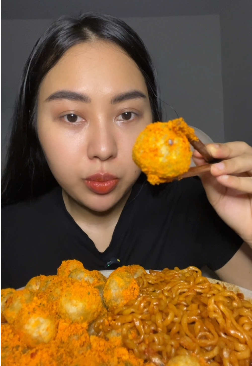 Ketagihan mulu sama cimol ini #cimol #cimolbojotaa #makan #mukbang #asmr 