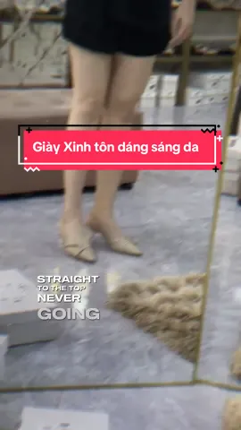 Cái màu gì mà lên chân tôn da tôn dáng dữ vậy chèn . Có từ size 35-43#bestsaler #bigsize #giaycaogotnu #tanphu#merly