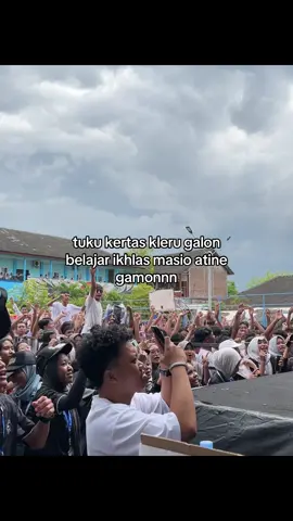 #galaubrutal 